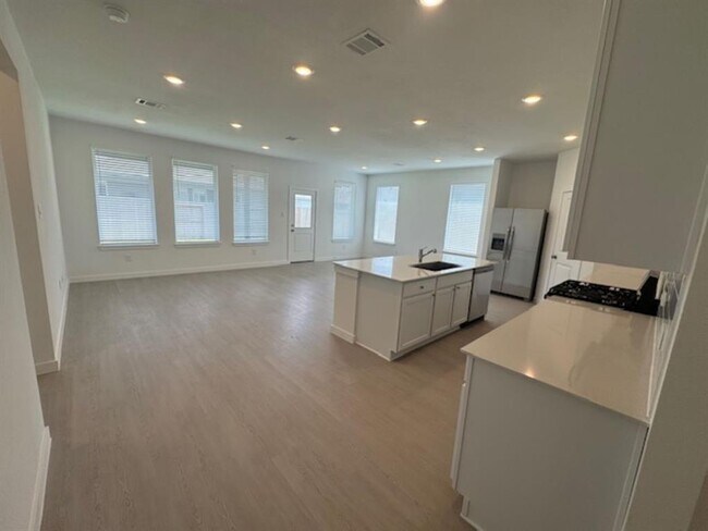 Foto del edificio - 10321 Woodhill Spa Ln