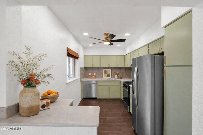 Foto del edificio - 3655 N 5th Ave