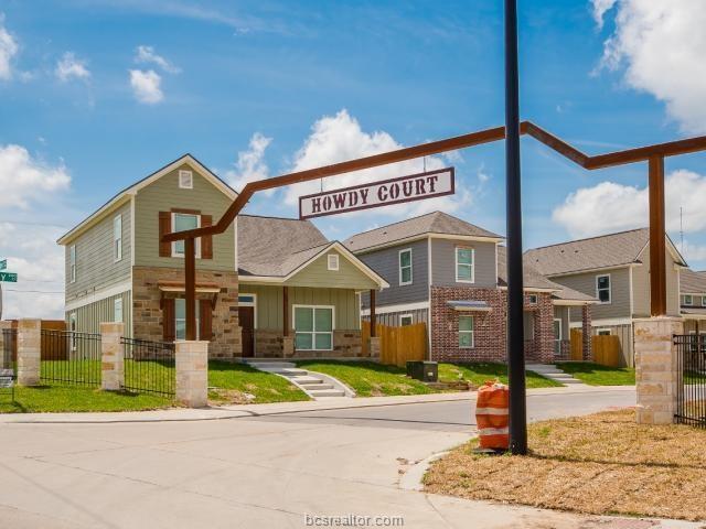 Primary Photo - 222 Howdy Ct