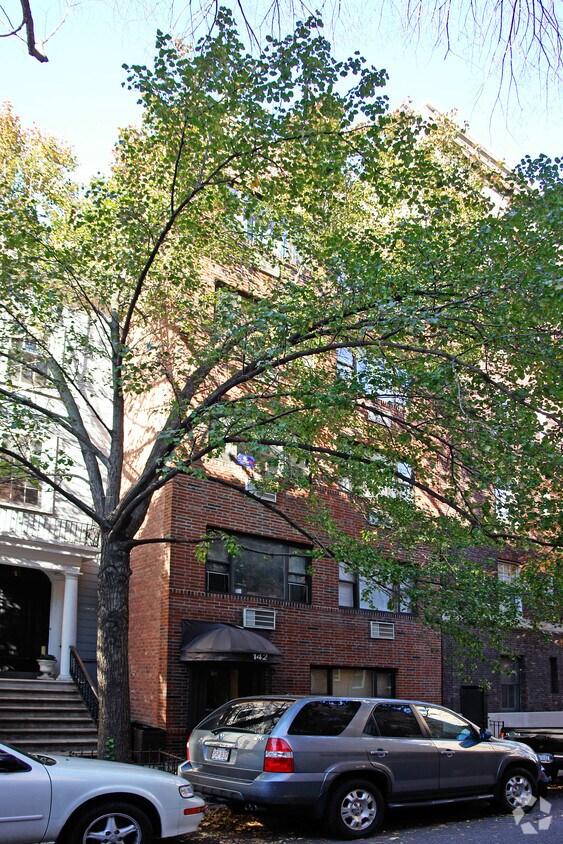 Foto del edificio - 142 Hicks St