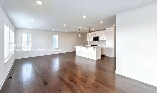 Foto del edificio - 27605 E Red Fox St