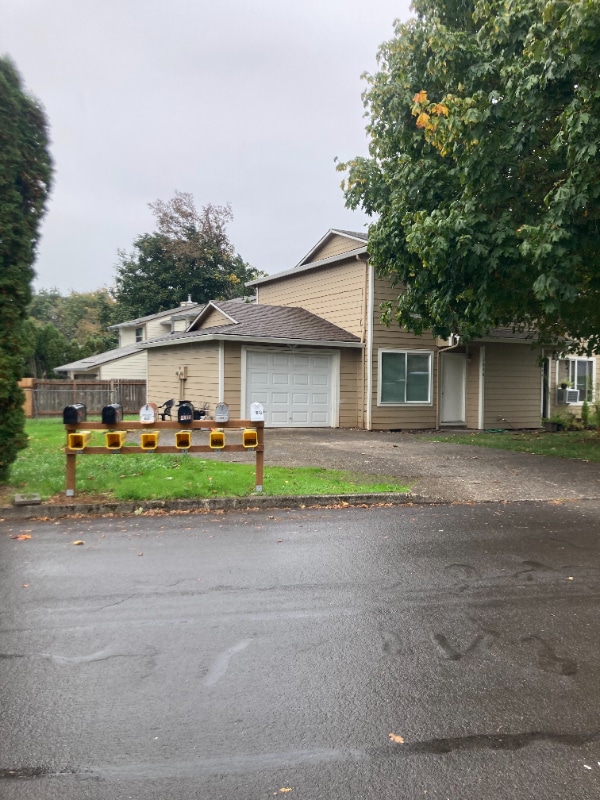 Primary Photo - 1046 Birchwood Dr