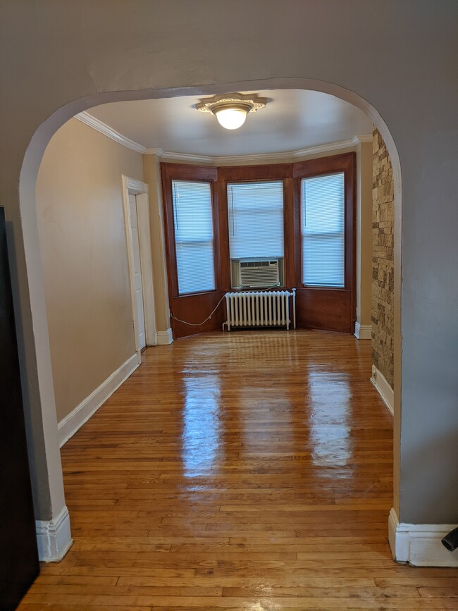 Living Room - 11 Fulton Ave