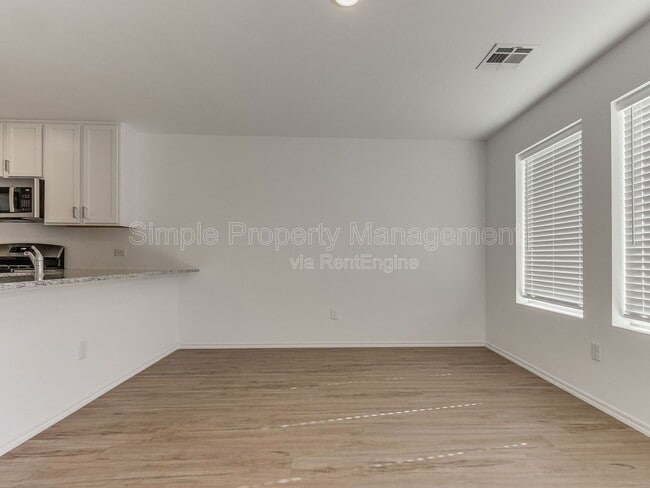 Building Photo - 1824 Wolford Wy