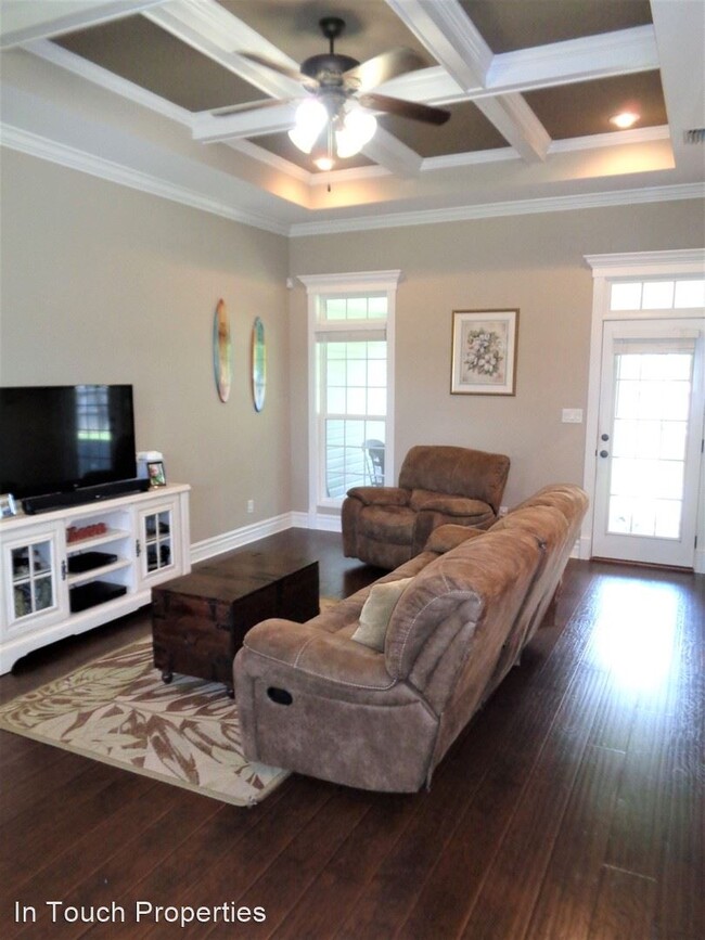 Foto del edificio - 4 br, 3 bath House - 3967 Taylor Way