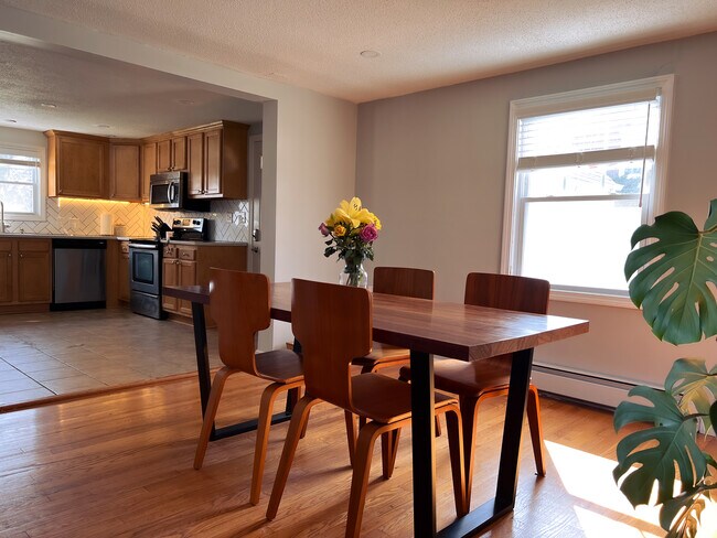 Building Photo - 215 Barbour Rd