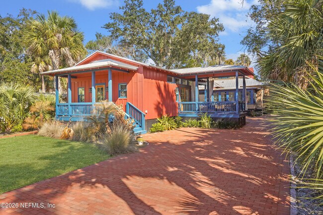 Foto del edificio - 290 St George St