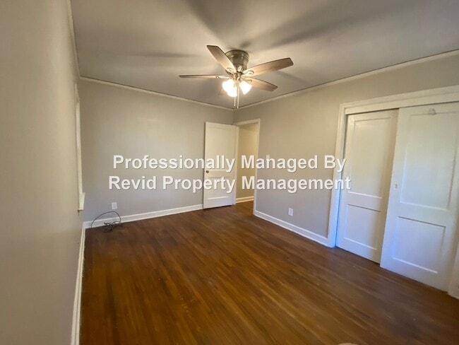 Photo - 328 Buntyn St Apartment