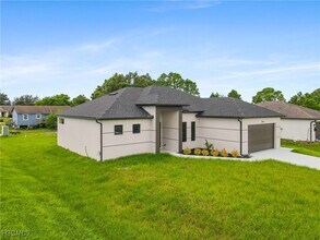 Building Photo - 2809 25th St SW