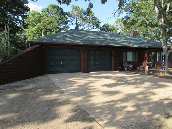 Foto del edificio - Fully Furnished One-Level Lakeview Home in Camdenton