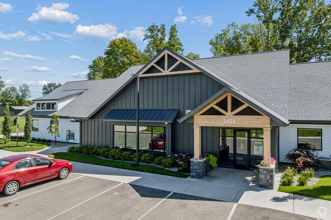 Building Photo - River Birch Apartment Homes