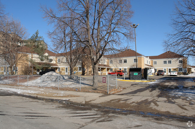 Building Photo - Olson Townhomes