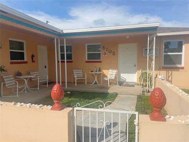 Foto del edificio - 6705 Gulf Winds Dr