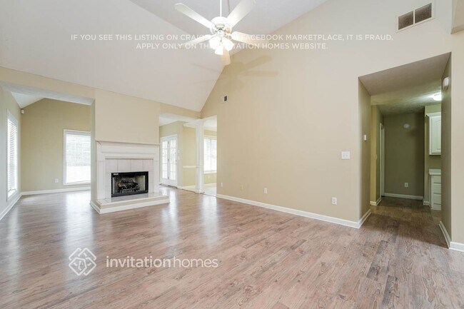 Foto del edificio - 820 Cambridge Creek Dr SW