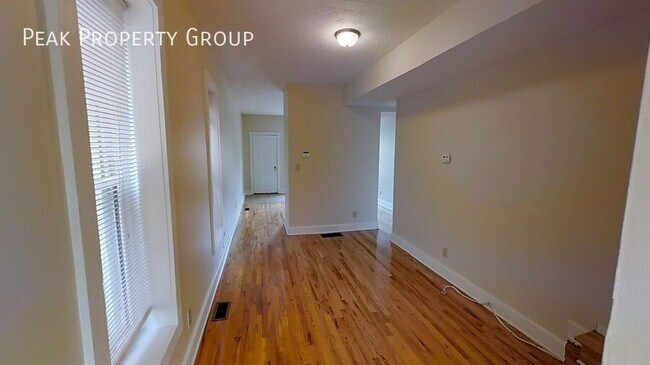 Foto del edificio - 1375 Indianola Ave