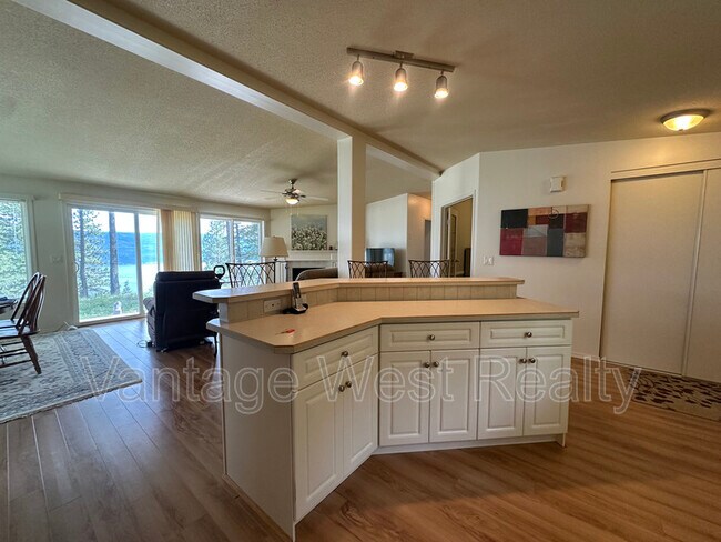 Photo du bâtiment - 9481 Winchester Rd