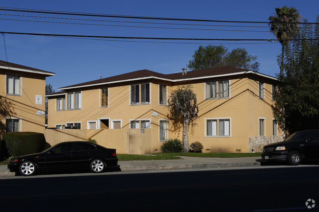 Building Photo - 1223 Anaheim Street