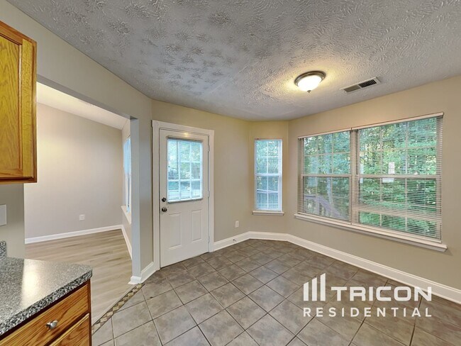 Building Photo - 2929 Noah Dr