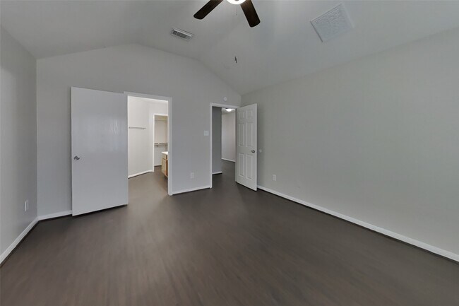 Foto del edificio - 12230 Scarlet River Dr