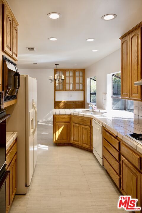 Foto del edificio - 1228 Peck Dr