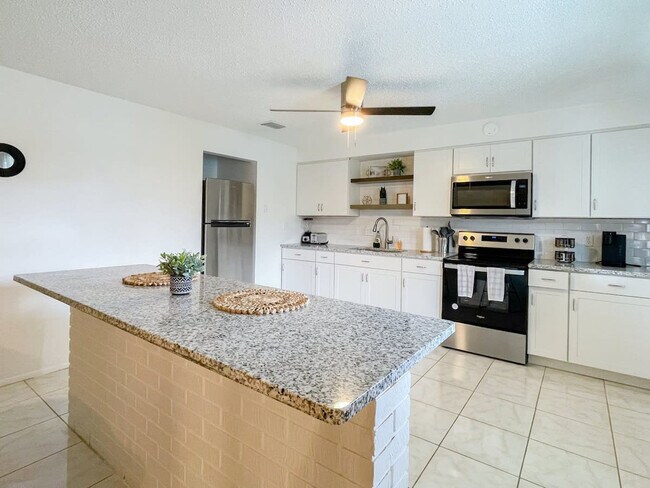 Foto del edificio - 505 Fillmore Ave