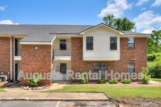Building Photo - 2515 Ctr W Pkwy