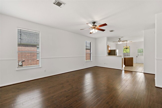 Foto del edificio - Jefferson Street, Pearland, TX 77584 - 3 BR 2 BA single-family home