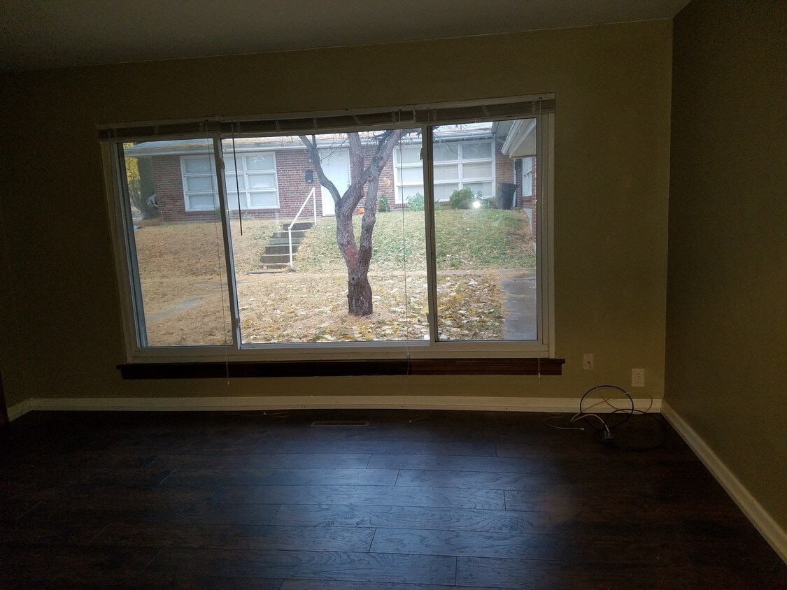 Foto principal - 4101 Potomac St