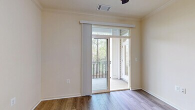 Interior Photo - Signal Hill Apartment Homes