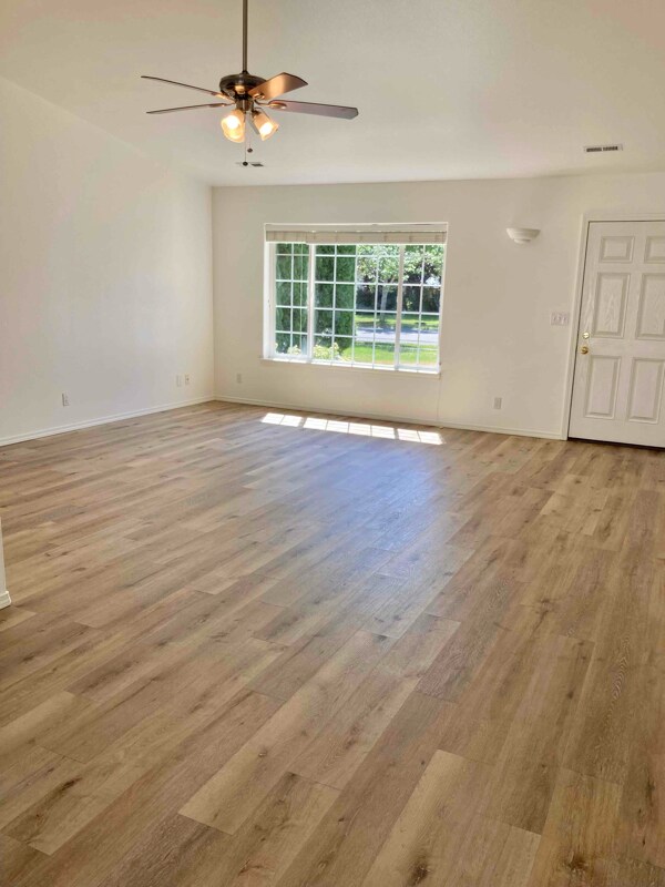 Foto del edificio - 2917 W Versailles Dr