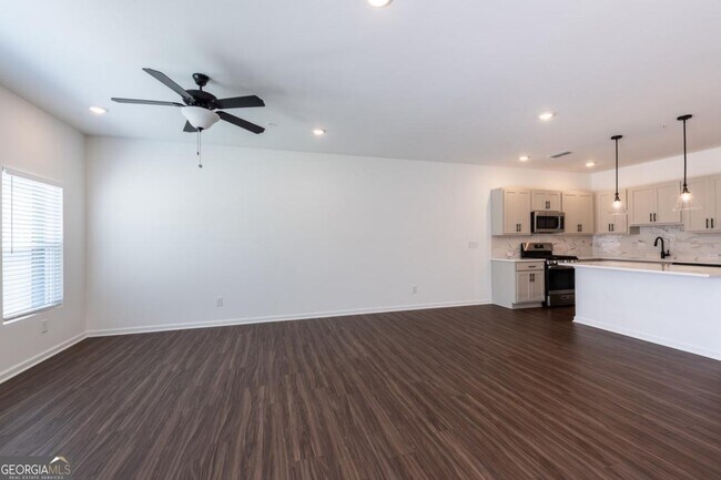 Foto del edificio - 5542 Highland St