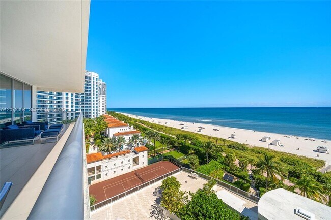 Foto del edificio - 5875 Collins Ave
