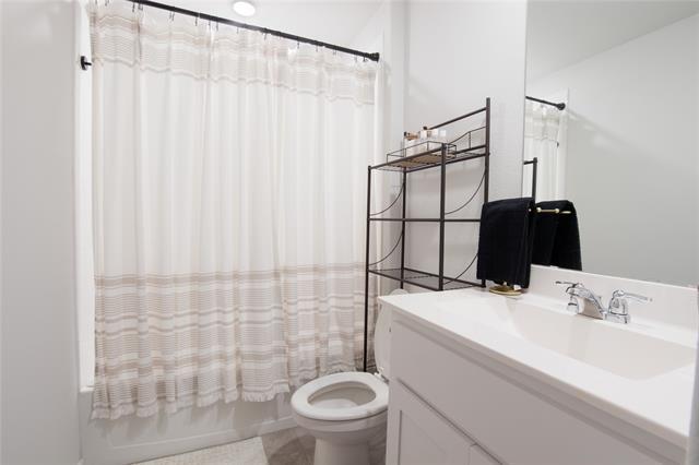 Foto del edificio - 9501 Mountain Mint Dr