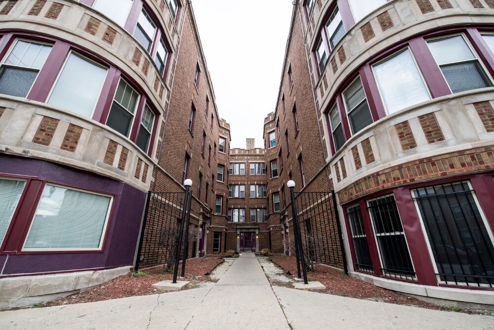 Primary Photo - 5968 W Superior St
