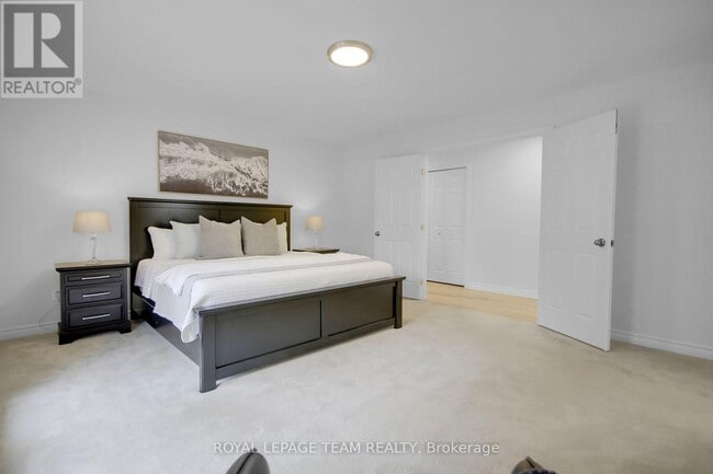 Photo du bâtiment - 5719 Stuewe Dr