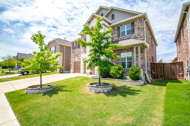 Building Photo - 1657 Bovina Dr