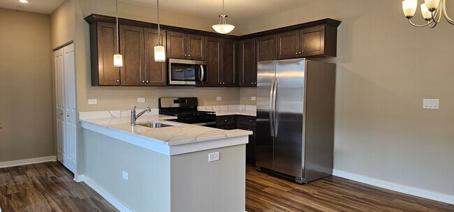 Building Photo - Chestnut - 2Br/2Ba Rental Home - First Floor