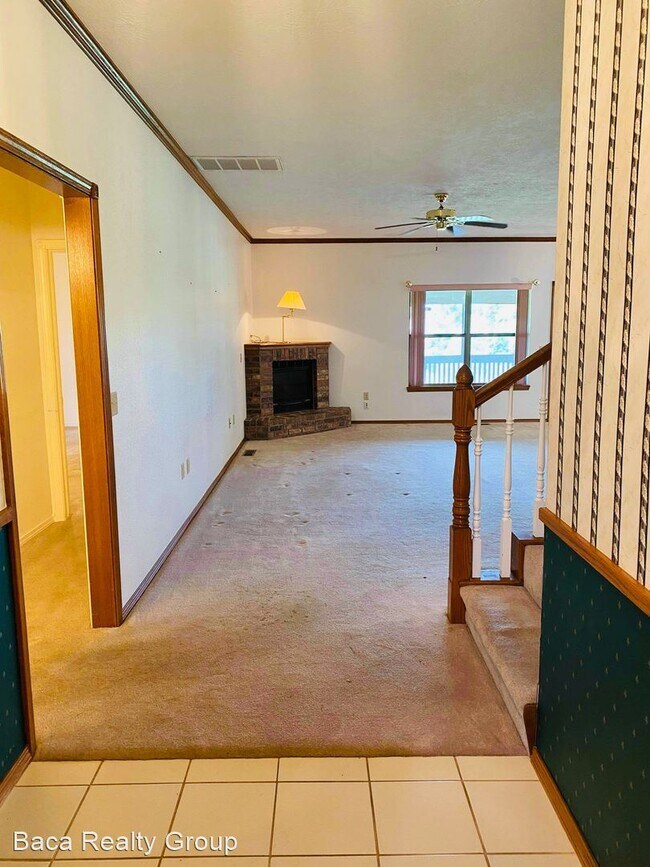 Building Photo - 3 br, 2.5 bath House - 12033 Ashford Drive