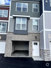 Building Photo - 2315 Anderson Rd