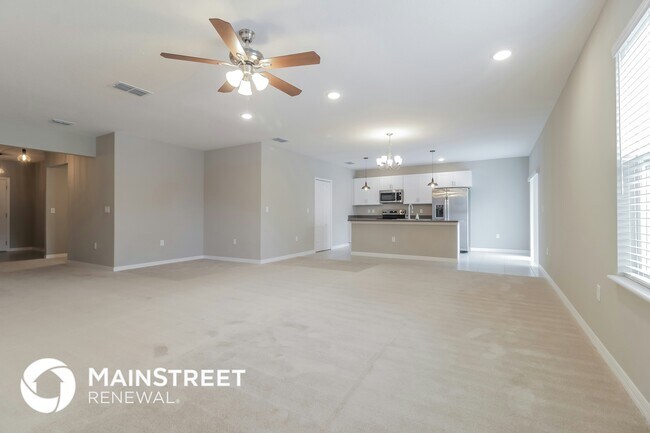 Foto del edificio - 621 Colville Cir