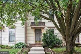 Building Photo - 43971 Kitts Hill Terrace
