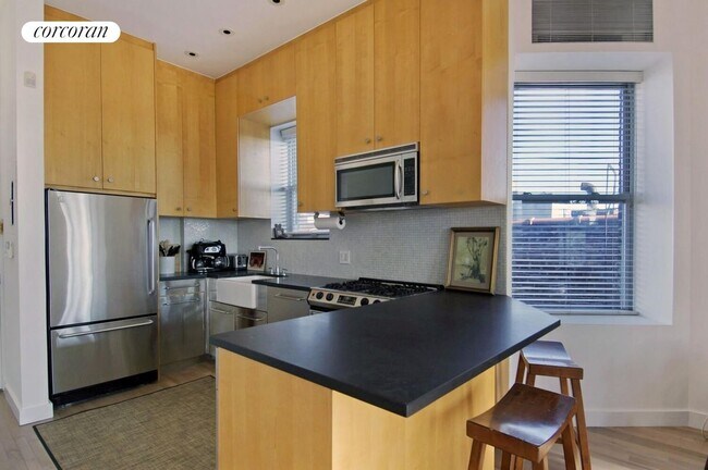 Foto del edificio - 518 E 11th St