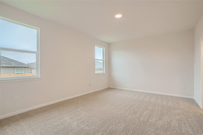 Building Photo - 241 Brooklyn Dr