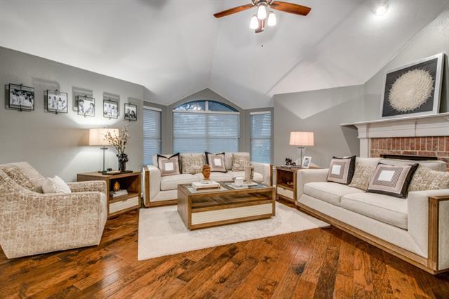 Foto del edificio - 4209 Sandalwood Ln