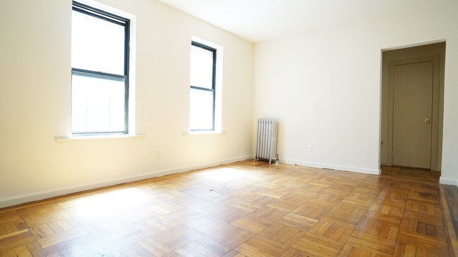 Foto del edificio - 2835 Bainbridge Ave