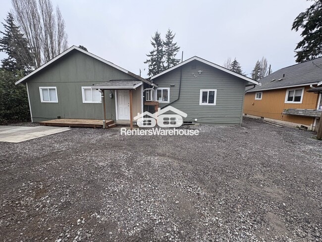 Building Photo - 1650 SW 114th St