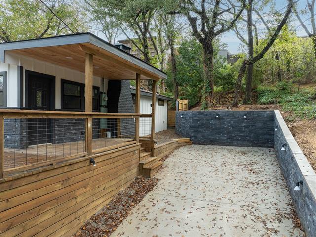 Foto del edificio - 491 Black Forest Dr