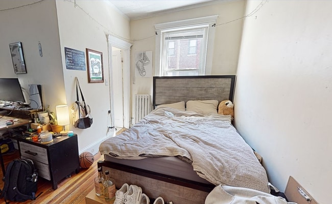 Building Photo - 451 Park Dr