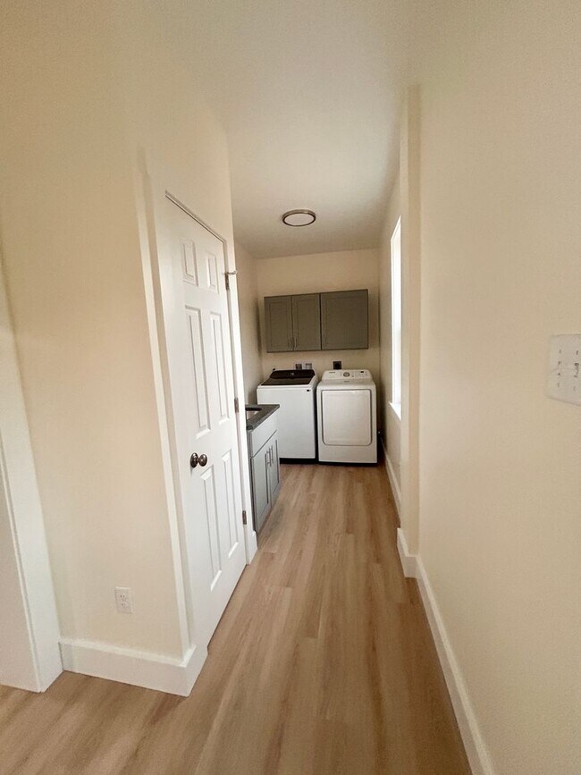 Foto del edificio - Bright & Spacious 3-Bedroom, 2-Bath Home with Open Concept Living in Lititz