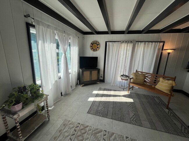 Foto del edificio - 1270 Riverbreeze Blvd